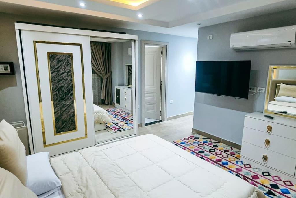 Luxury Vip Apartment Caïro Buitenkant foto
