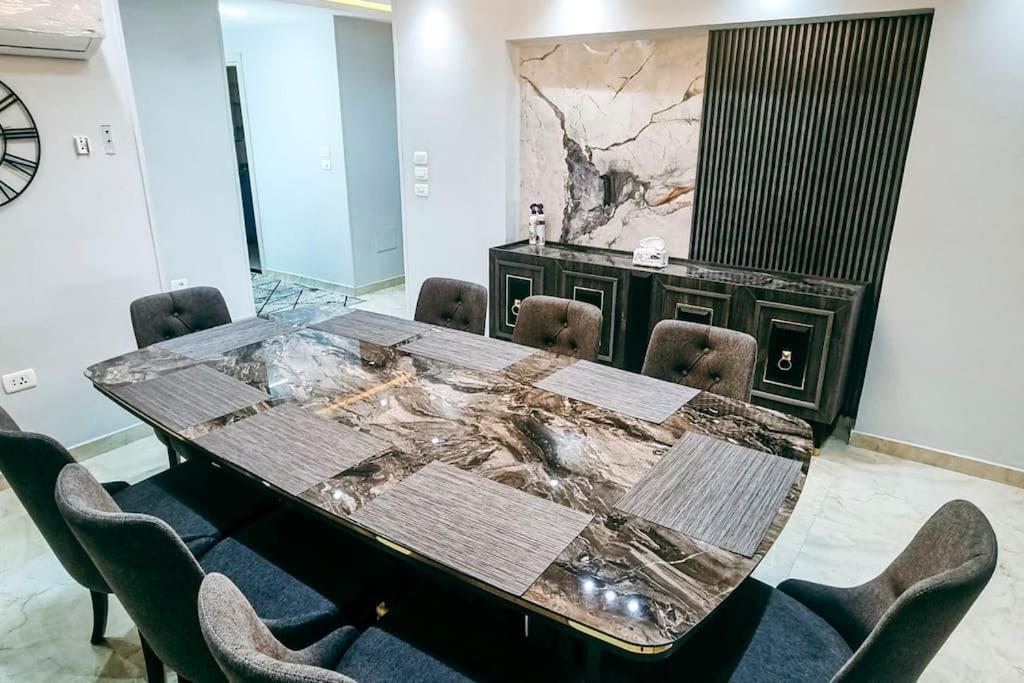 Luxury Vip Apartment Caïro Buitenkant foto